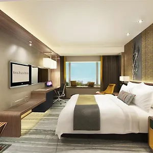 Royal Plaza 5*, Гонконг Китай